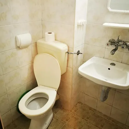 Private Double In Πανσιόν Νεσέμπαρ